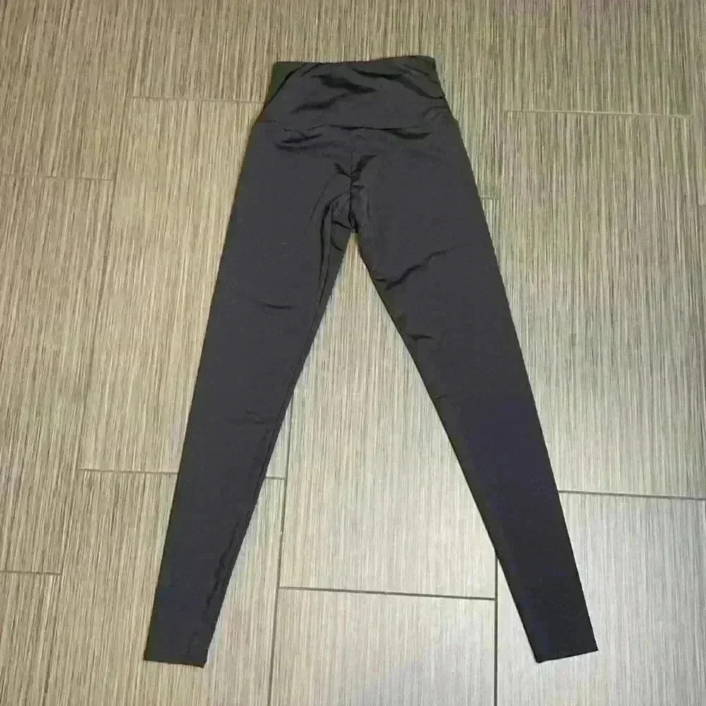 Onzie Black High Rise Yoga Stretch Skinny Leg Pull On Leggings Size S/M - Picture 6 of 7